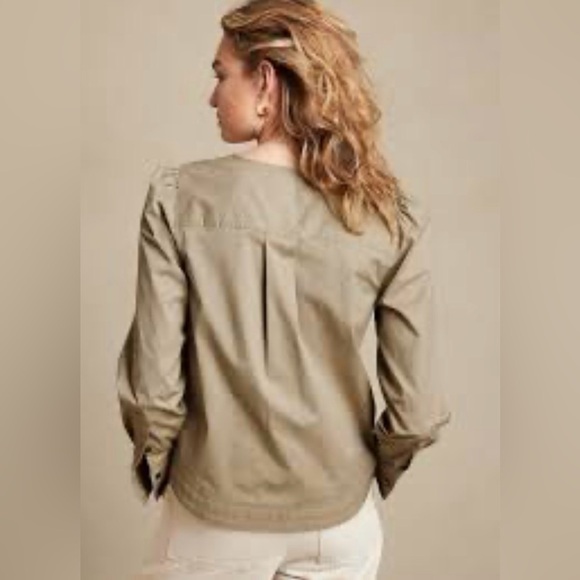 Banana Republic Maverick Tan Twill Button down Shirt size XS - Picture 4 of 14